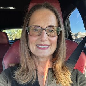 Meet your Posher, Karen